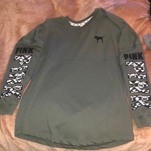 PINK Victoria’s Secret Crew